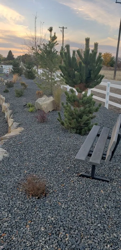 Local garden landscaping experts serving Caldwell, ID - Rainy Day