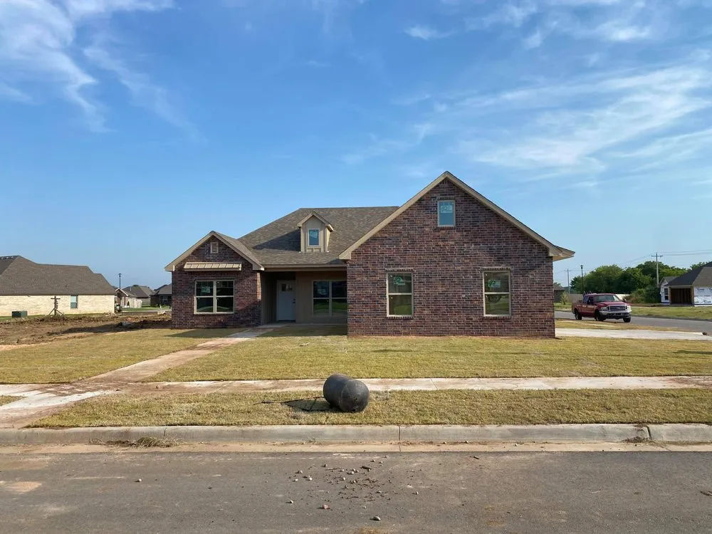 Expert lawn mowing service in Tulsa, OK - Raising Blades Sod