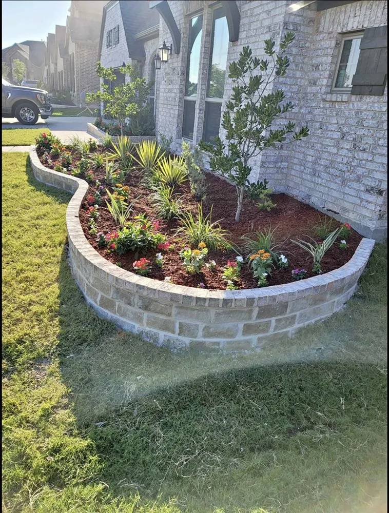 Custom lawn care service for residential properties across Dallas, TX - Raj Home Services