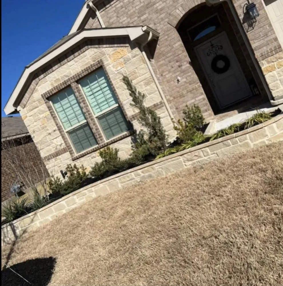 Affordable lawn mowing service for beautiful yards across Dallas, TX - Raj Home Services