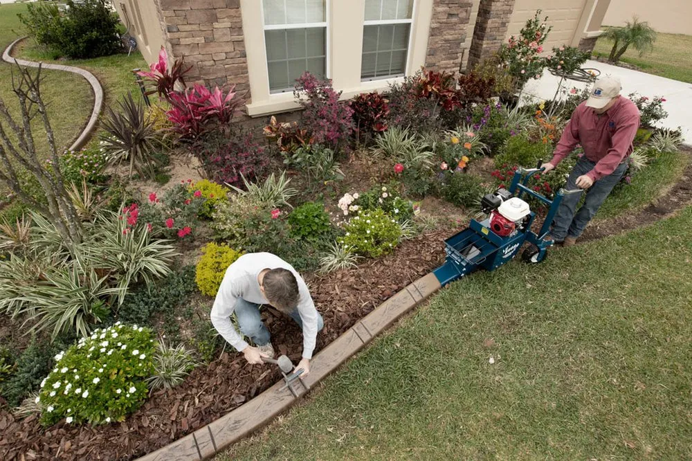 Local garden landscaping for residential properties across Chatham, IL - Rakes Landscaping, Lawncare and Border Solutions