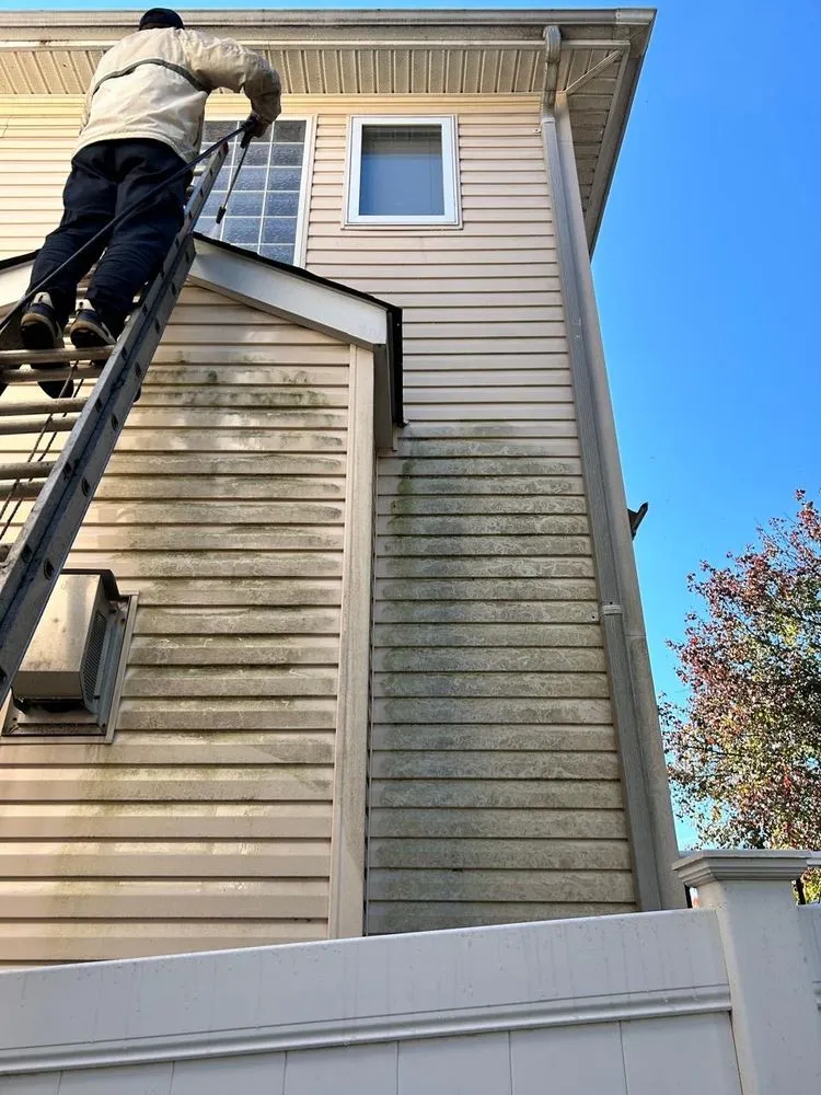 Custom lawn mowing service experts serving New York, NY - Rakh Corporation