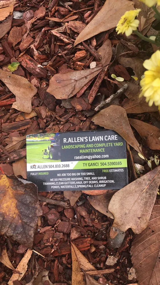 Professional garden landscaping in Jefferson, LA by R.Allen's Lawn Care, Landscaping,and Complete Yard Maintenance