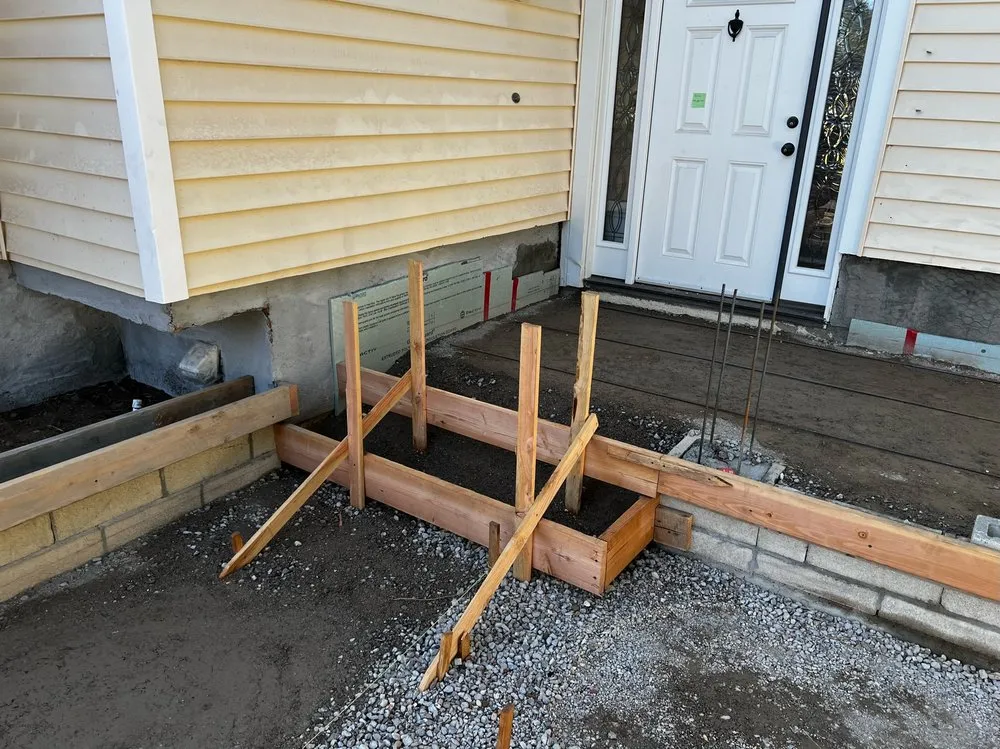 Custom yard cleanup service in Mission Viejo, CA - Ralph Centolella Landscaping