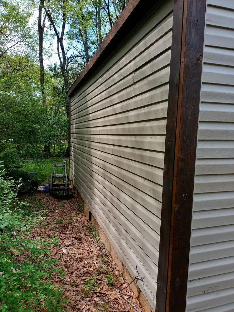 Custom garden landscaping in Montgomery, AL by Ralston lawn care