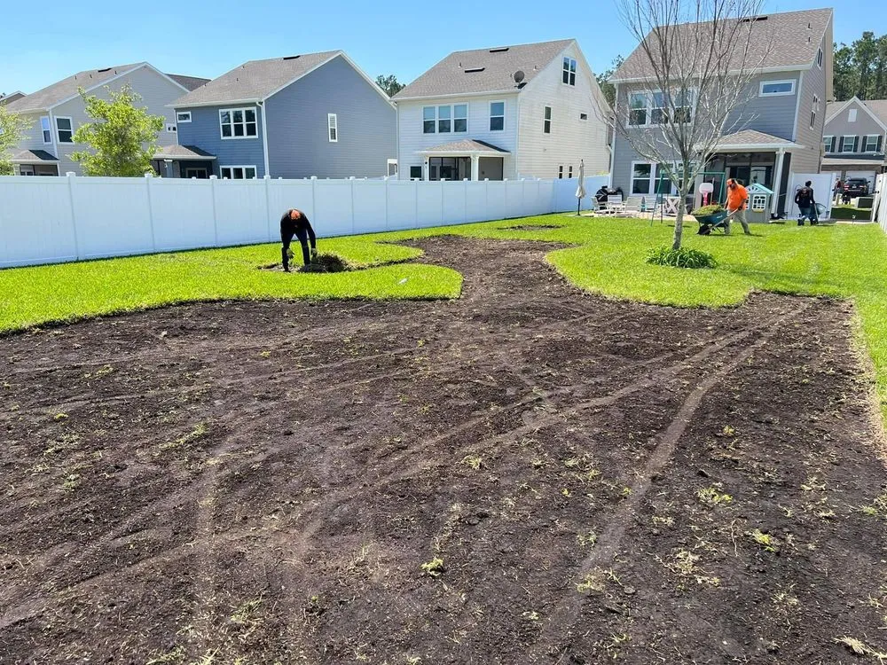Custom residential landscaping in Jacksonville, FL - Rambo's Sod & Mulch