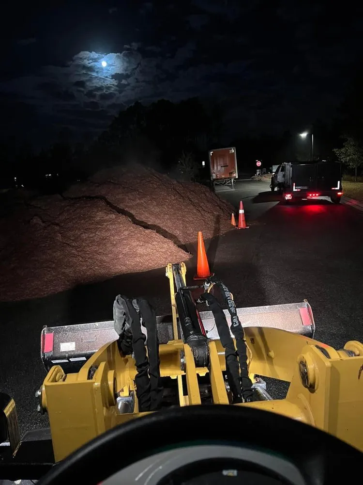 Affordable yard cleanup service with custom design across Jacksonville, FL - Rambo's Sod & Mulch