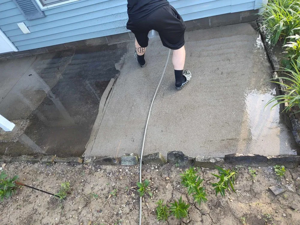 Custom yard cleanup service in Atwater, OH by Ramey's Powerwash
