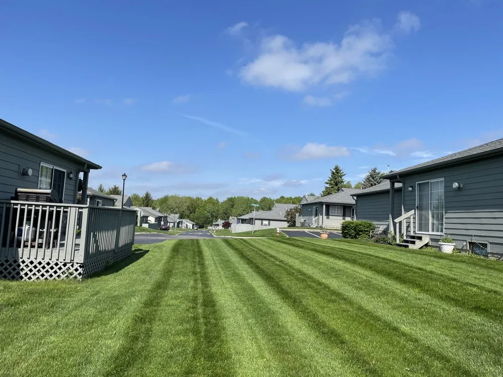 Affordable residential landscaping in Columbus, OH by Ramires Landscaping