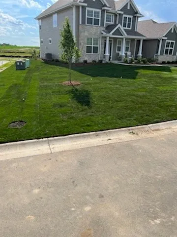 Trusted residential landscaping in West Allis, WI by Ramirez All Season Services