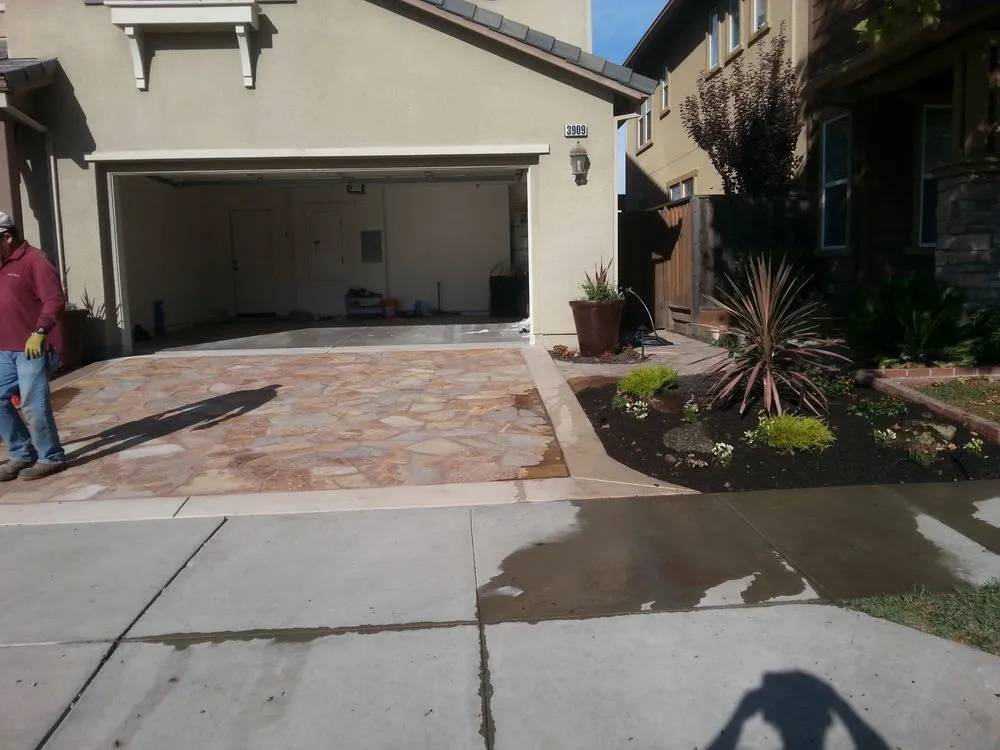 Reliable lawn mowing service in Antioch, CA - Ramirez Brothers Lanscaping