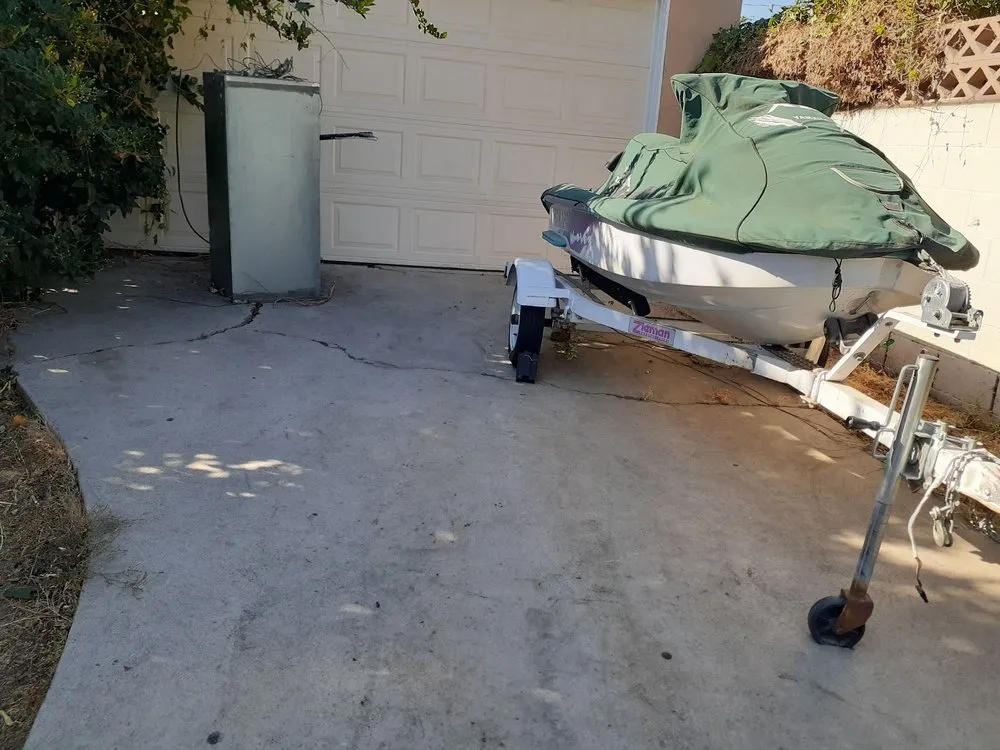 Professional landscaping services experts serving La Habra, CA - Ramirez Gardening