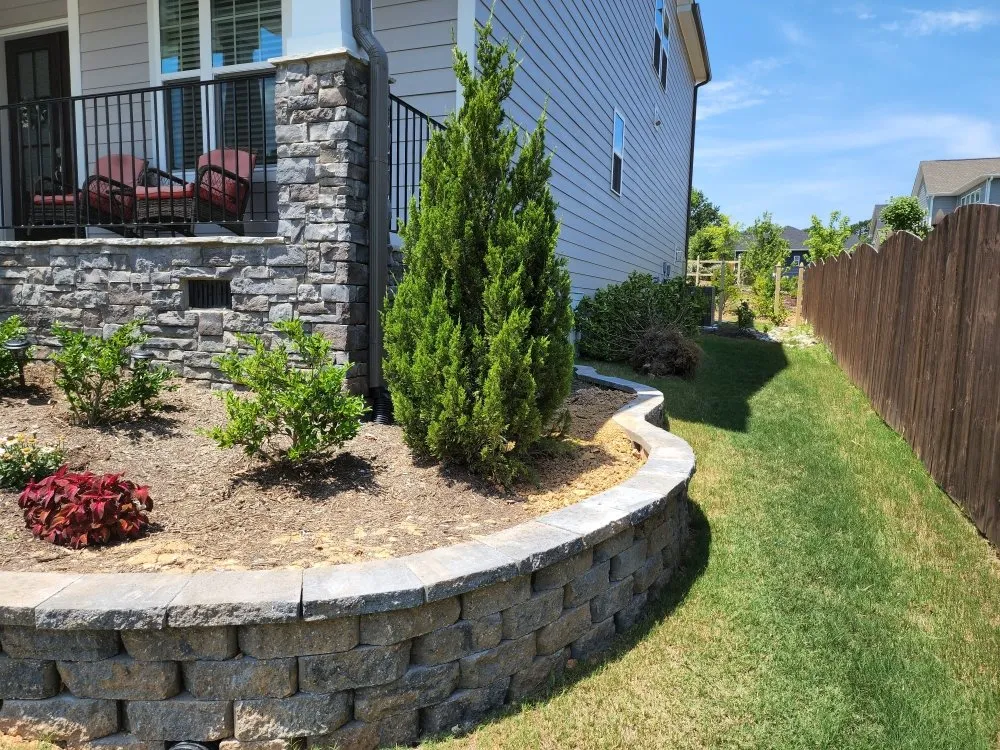 Custom yard maintenance experts serving Raleigh, NC - Ramirez General Landscaping