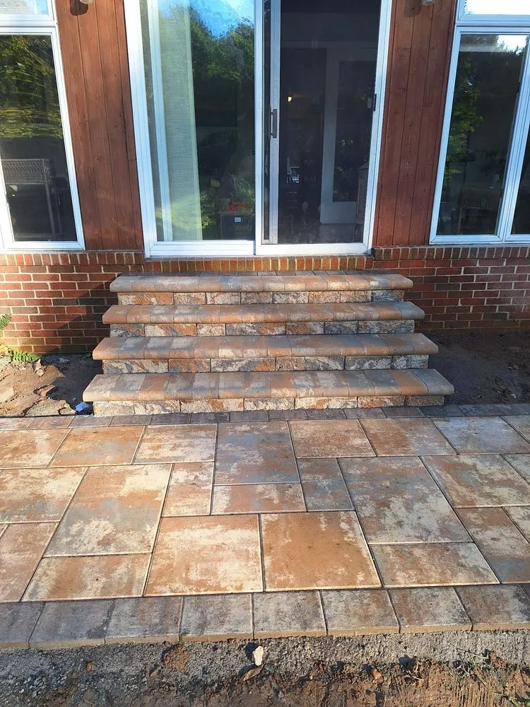 Top-rated yard cleanup service experts serving Annapolis, MD - Ramirez Hardscapes & Landscaping