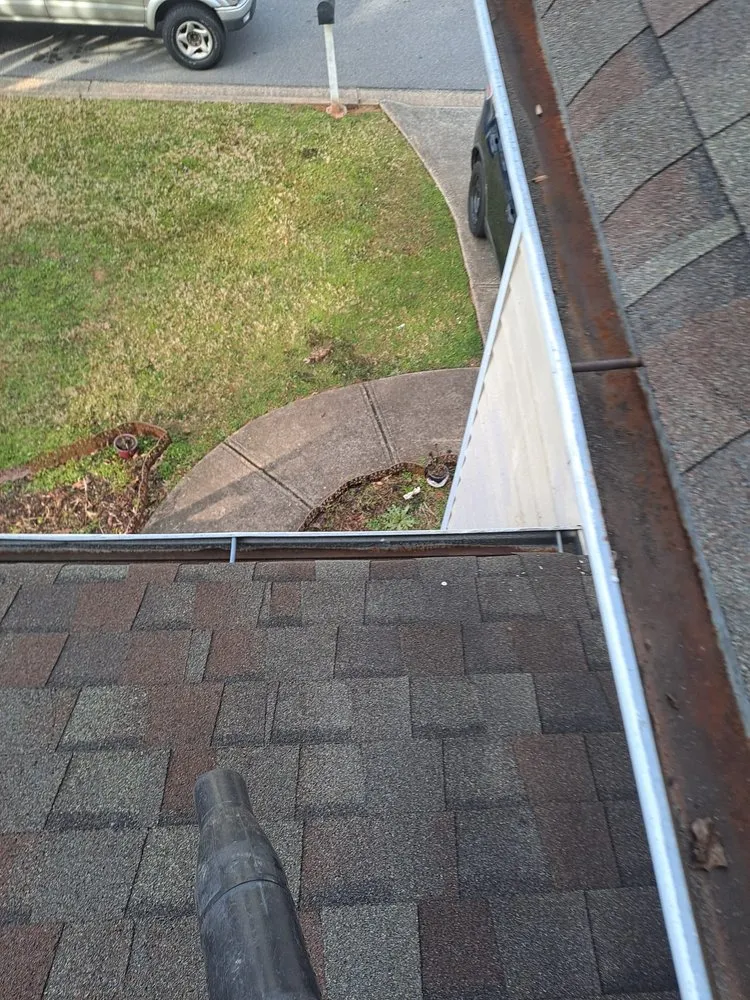 Trusted lawn care service with custom design in Dunwoody, GA by Ramirez Hardscaping and Tree services