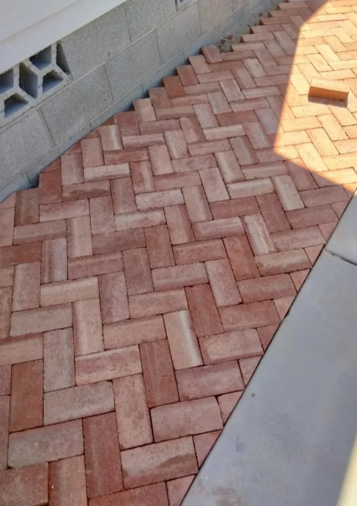 Local lawn mowing service experts serving Phoenix, AZ - Ramirez Land Care