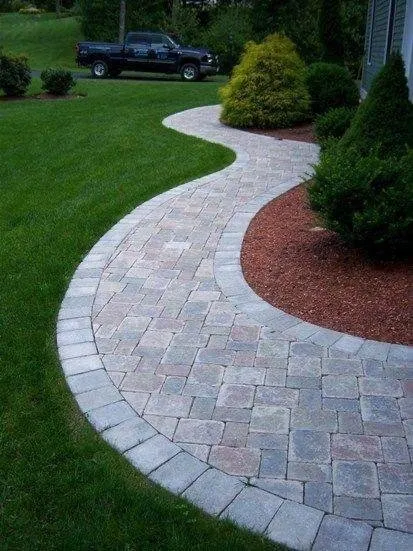 Expert outdoor landscaping for beautiful yards across Jupiter, FL - Ramirez Landscape Maintenance