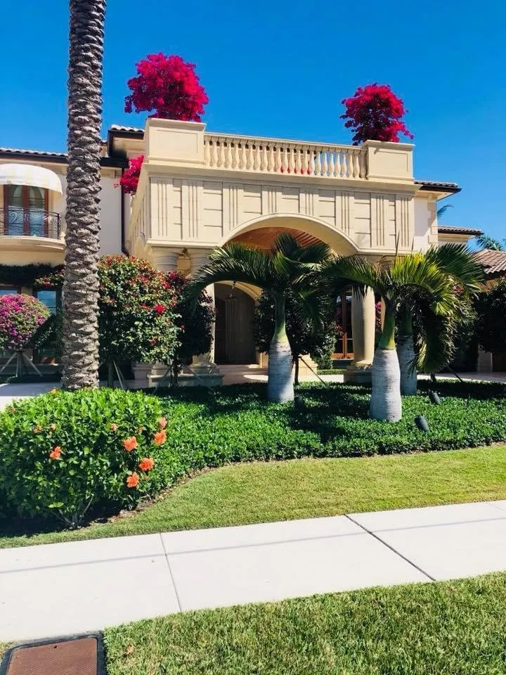 Trusted landscape design in Jupiter, FL by Ramirez Landscape Maintenance