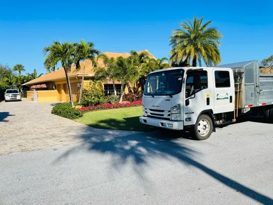 Ramirez Landscape Maintenance Logo