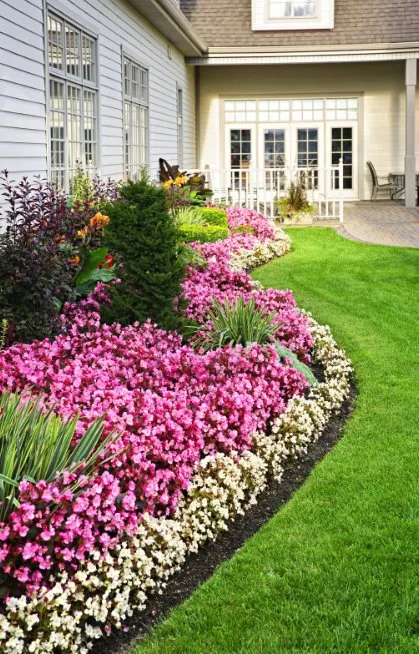 Custom residential landscaping experts serving Saint Paul, MN - Ramirez landscape