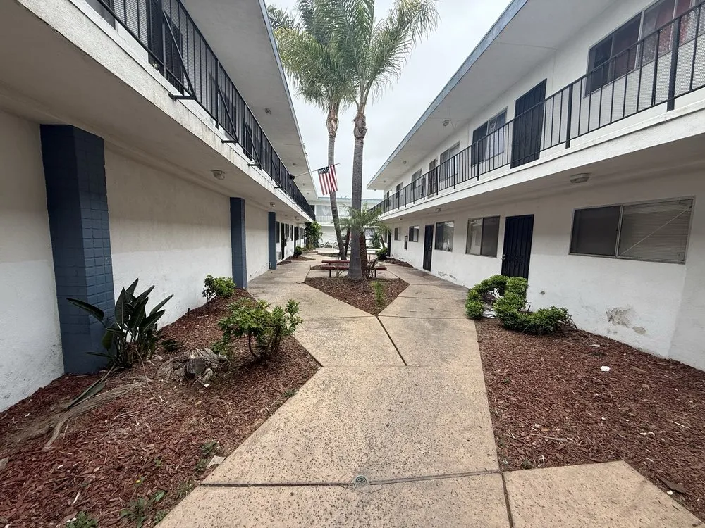 Local lawn care service in San Fernando Valley, CA - Ramirez Landscape