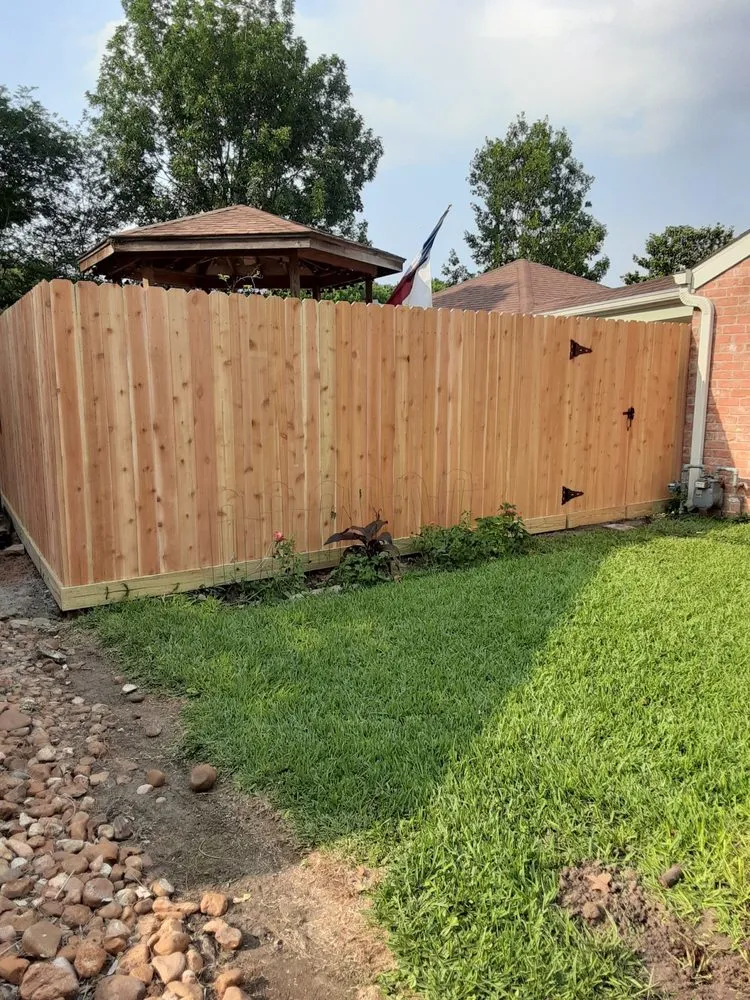 Top-rated yard maintenance in Conroe, TX - Ramirez Landscaping & Fencing