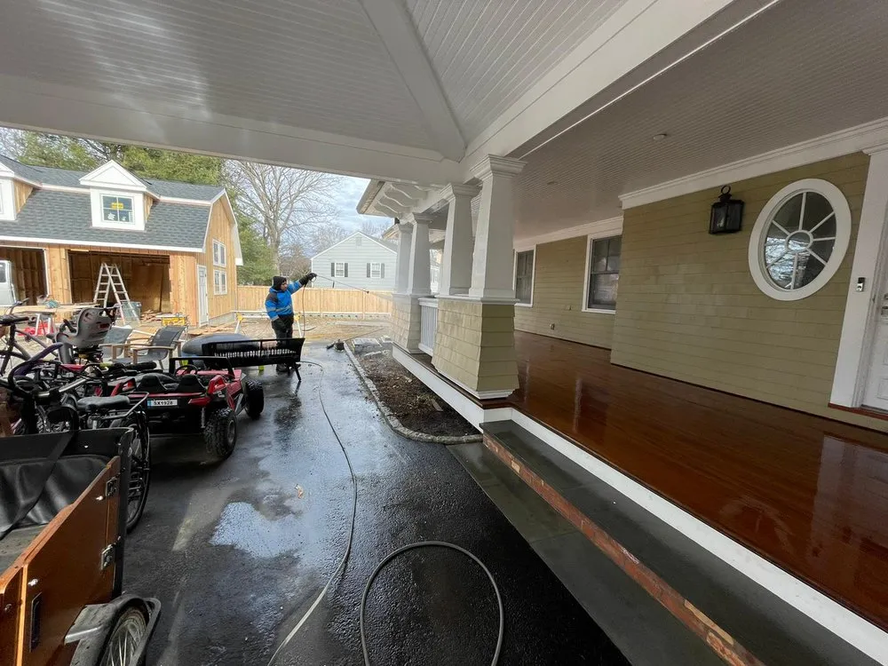 Affordable yard cleanup service for residential properties in White Plains, NY by Ramirez Landscaping & Renovation