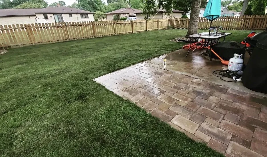 Reliable landscape installation for homes in Arlington Heights, IL by Ramirez Landscaping