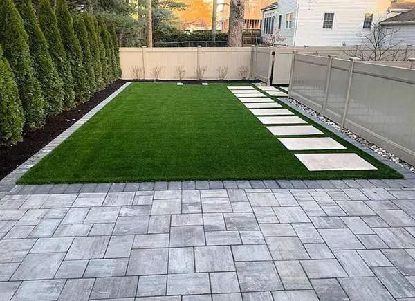 Reliable landscaping services experts serving Los Angeles, CA - Ramirez Landscaping