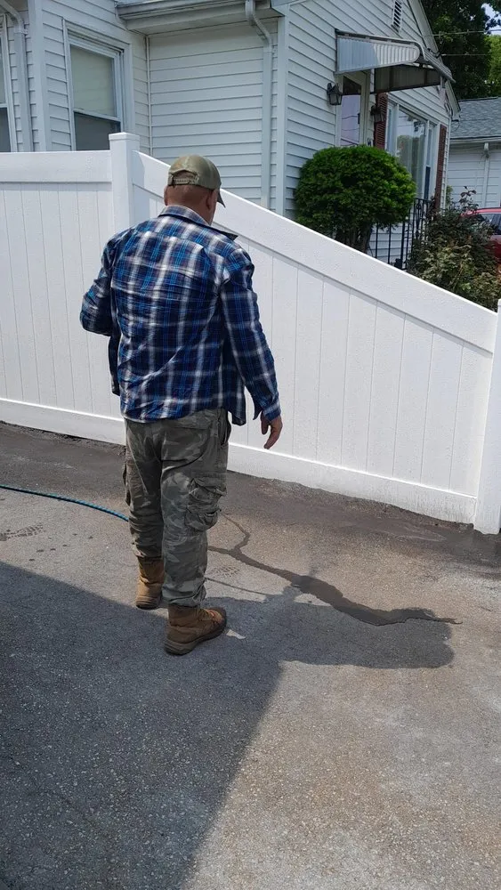 Professional yard cleanup service in Pawtucket, RI - Ramirez Landscaping