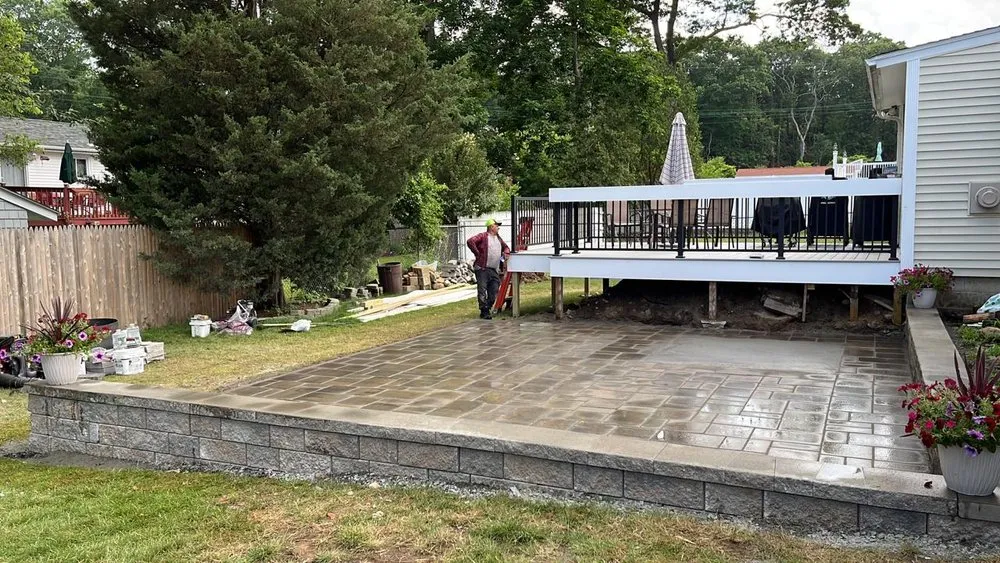 Top-rated lawn mowing service experts serving Pawtucket, RI - Ramirez Landscaping