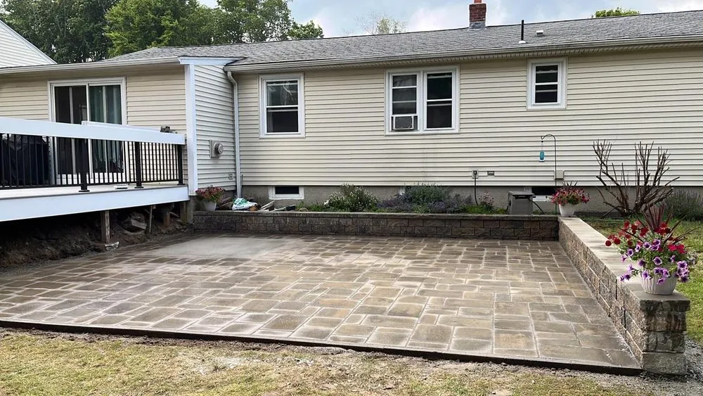 Top-rated residential landscaping in Pawtucket, RI by Ramirez Landscaping