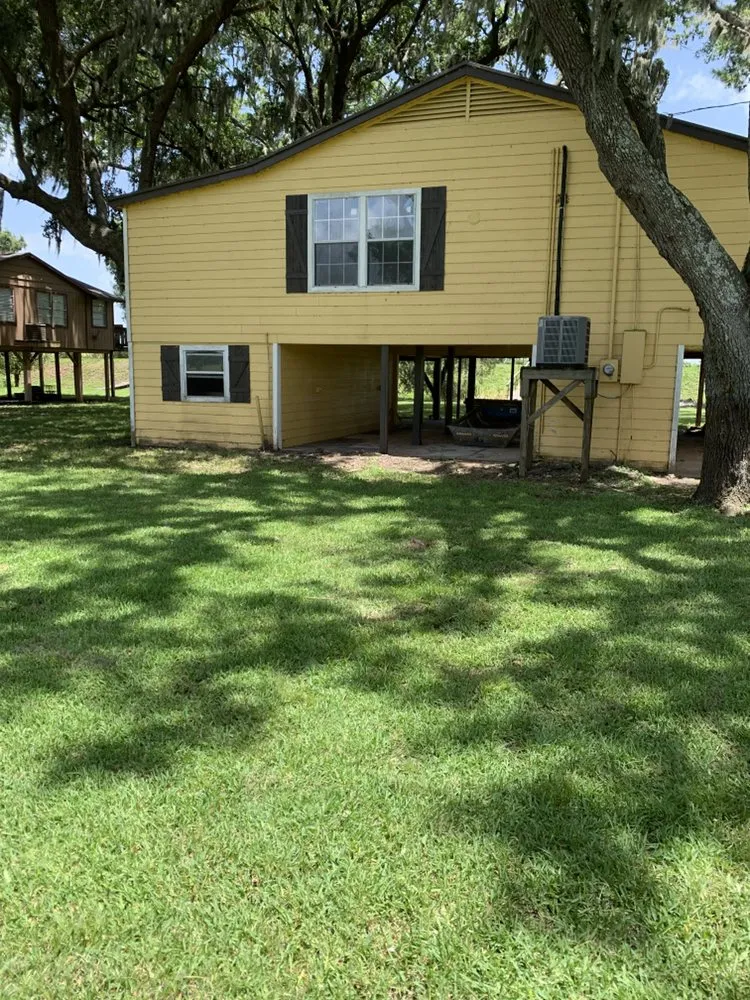 Affordable yard maintenance experts serving Alvin, TX - Ramirez lawncare