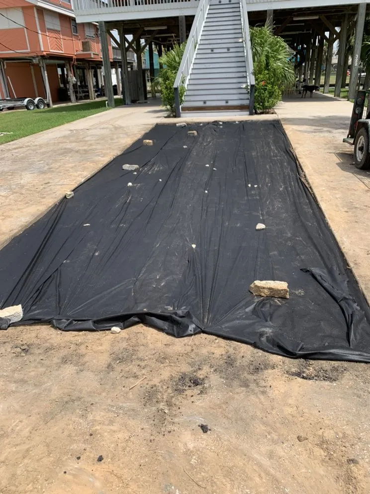 Expert yard cleanup service experts serving Alvin, TX - Ramirez lawncare