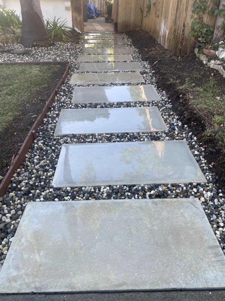 Top-rated yard maintenance for residential properties in Los Angeles, CA by Ramiro Nunez Landscaping & Maintenance