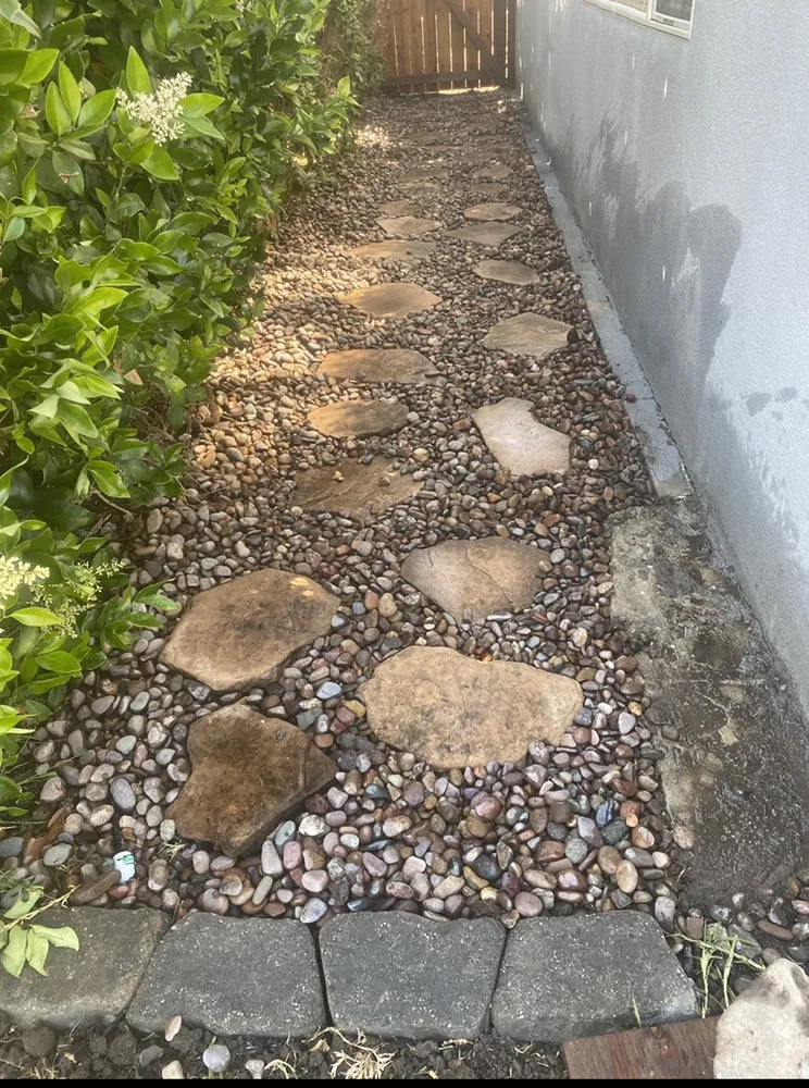 Custom landscape design with custom design in Los Angeles, CA by Ramiro Nunez Landscaping & Maintenance