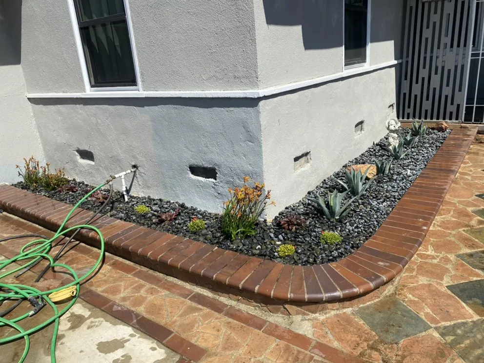 Trusted lawn care service experts serving Los Angeles, CA - Ramiro Nunez Landscaping & Maintenance
