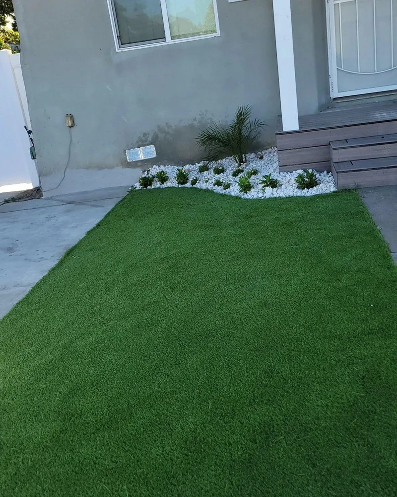 Professional garden landscaping in Los Angeles, CA - Ramiro Nunez Landscaping & Maintenance