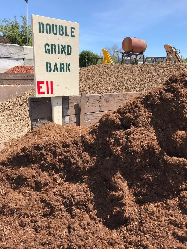 Top-rated residential landscaping in Santa Rosa, CA by Ramm Rock & Landscape Supply