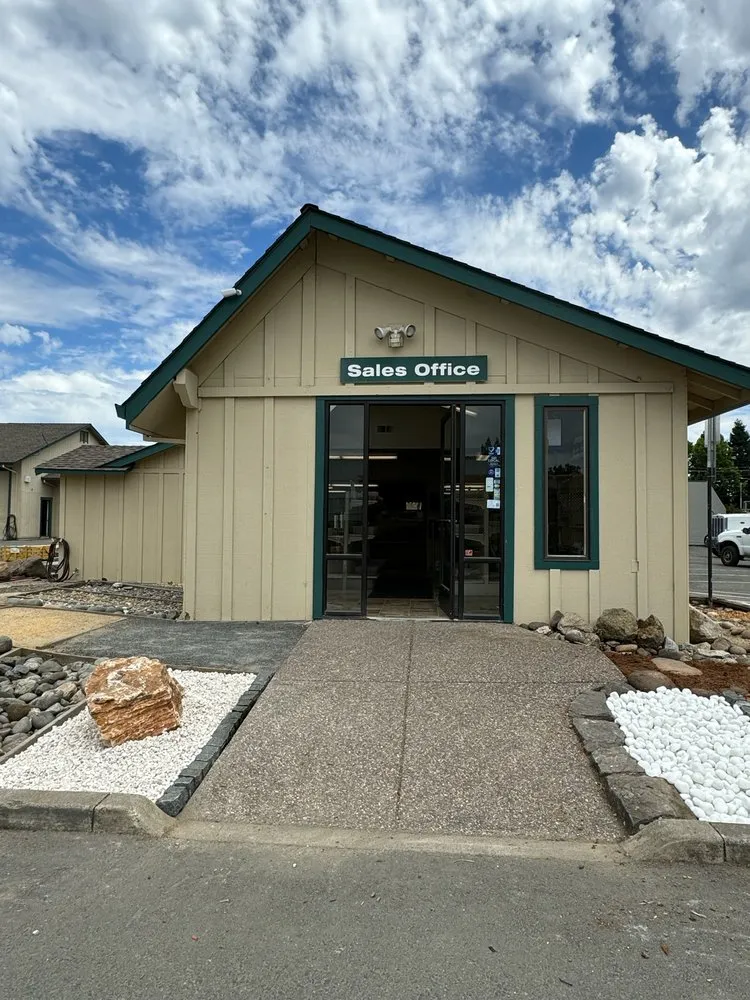 Top-rated landscaping services in Santa Rosa, CA by Ramm Rock & Landscape Supply