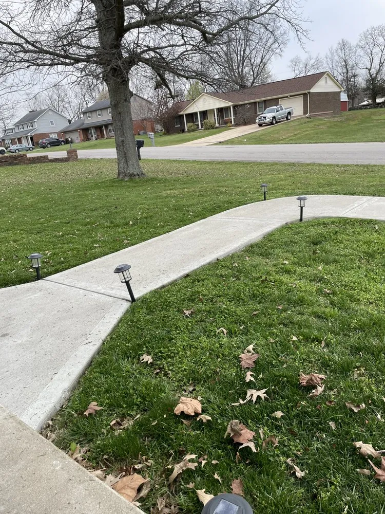Top-rated landscape installation for homes in Harrodsburg, KY by Ramon Mowing Service