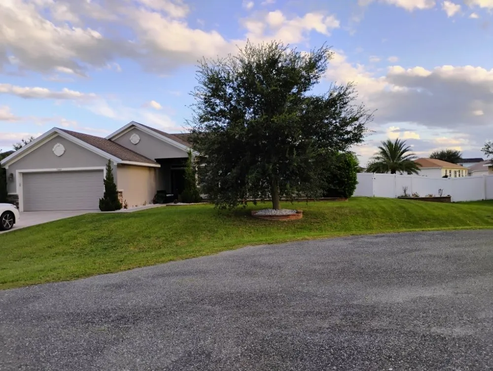 Top-rated landscape installation with custom design across Ocala, FL - Ramone