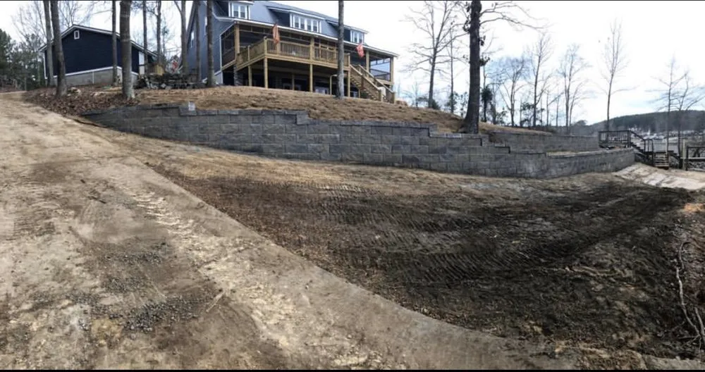 Affordable yard cleanup service in Camden, SC by Ramon’s Hardscape & Landscape