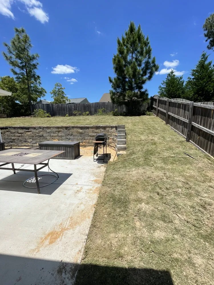 Local yard cleanup service in Camden, SC - Ramon’s Hardscape & Landscape