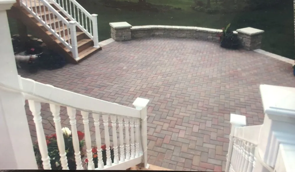 Local landscaping services experts serving Rockford, IL - Ramos & Sons Landscaping