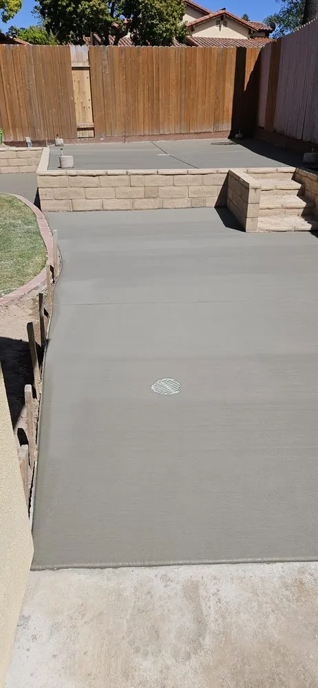 Top-rated lawn mowing service in Santa Maria, CA by Ramos Complete Maintenance