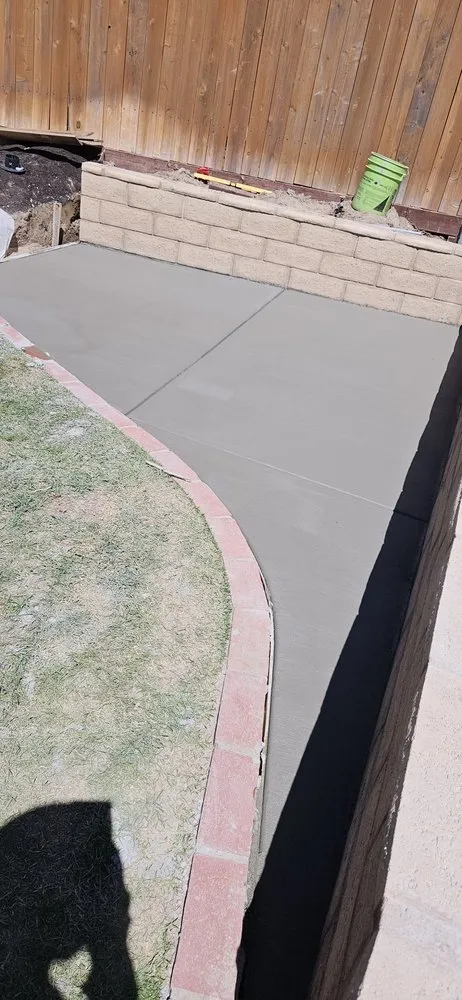 Top-rated landscaping services experts serving Santa Maria, CA - Ramos Complete Maintenance