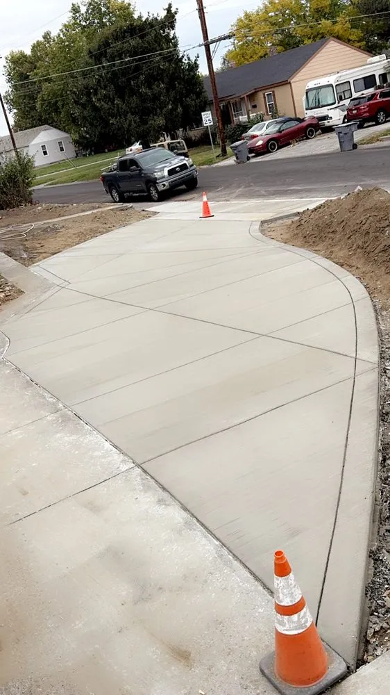 Reliable yard cleanup service experts serving Pasco wa, WA - Ramos Concrete