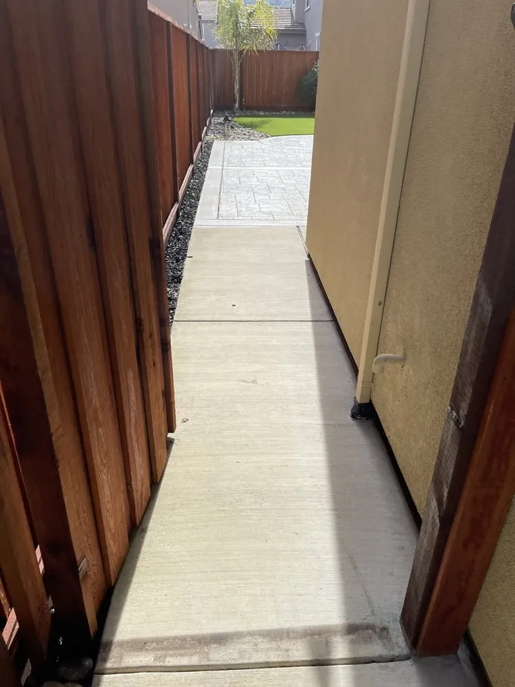 Affordable landscape installation for year-round maintenance in San Jose, CA by Ramos Jr Landscaping.