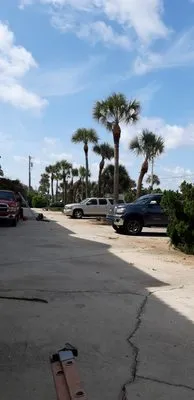 Ramos Landscaper Logo